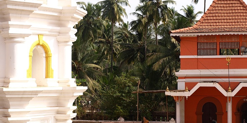 An image of Shri Shantadurga Temple, one of the best temples in Goa.