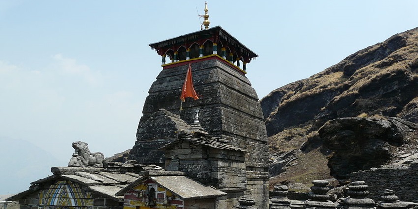Majestic view of Tungnath temple, near Triyuginarayan Temple