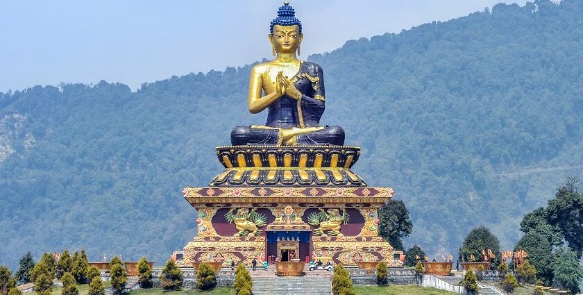 One of the best things to do in Sikkim visit Buddha park against the backdrop of Himalayan