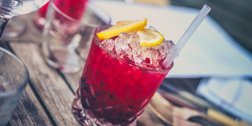 Dance the night away with drinks and music at Big Daddy, Lucknow’s lively nightclub.