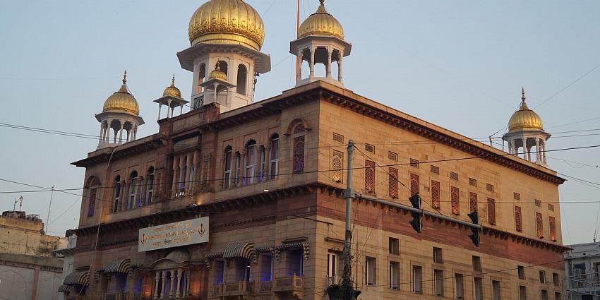 View of the Sis Ganj Gurudwara, a spiritual spot for all couples to visit