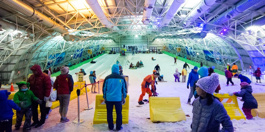 Embrace winter magic at Snow Park, a snow theme park in Kolkata.