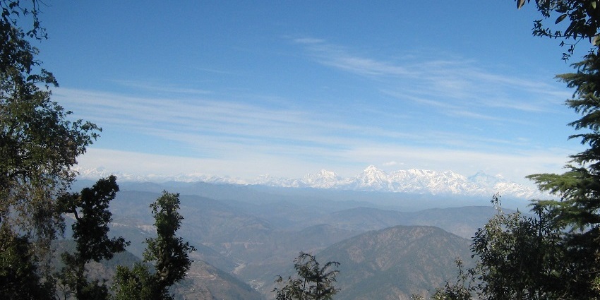 Popular viewpoint offering panoramic views of snow-capped mountains.