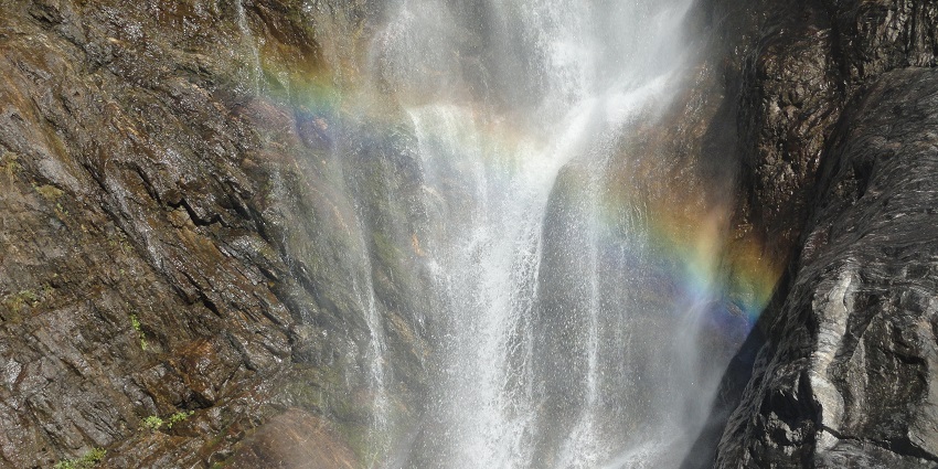 A mesmerising waterfall forming a rainbow in one of the offbeat places near Siliguri