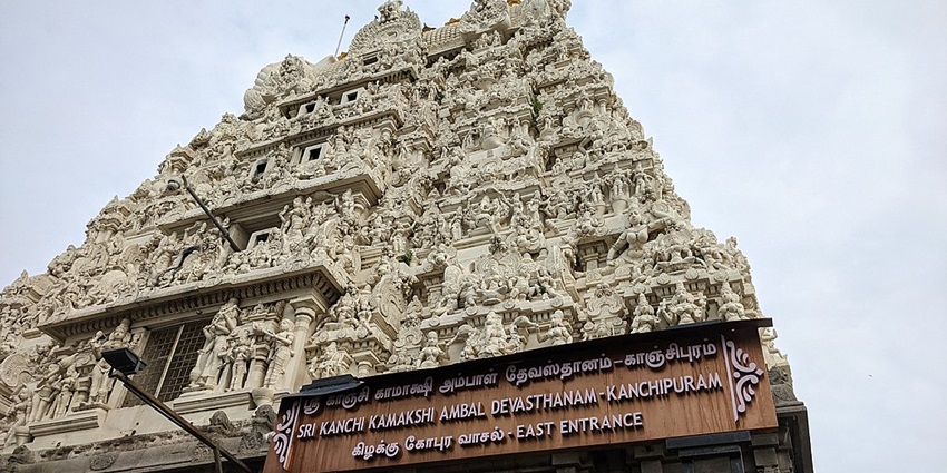 Sri Kamakshi Amman Devasthanam, another one of ancient temples in Chennai, dedicated to Goddess Kamakshi