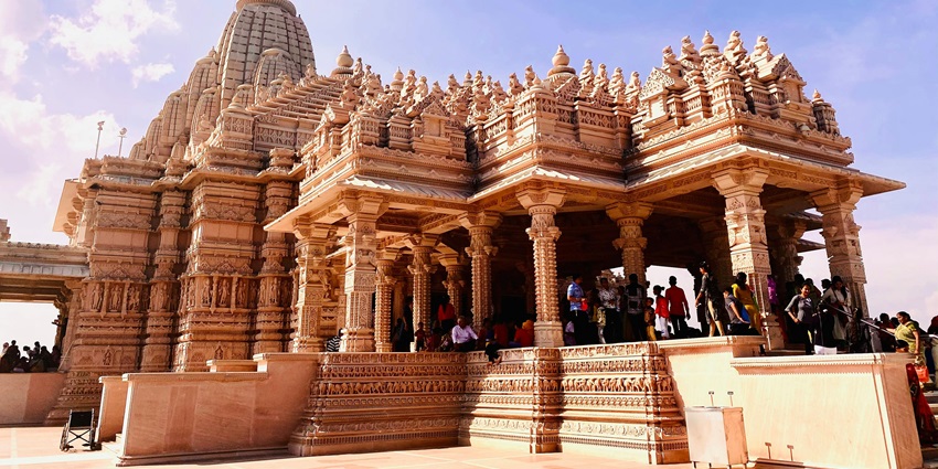 Image showing an ancient temple with intricate carvings like Sri Kasi Viswanathar Temple.