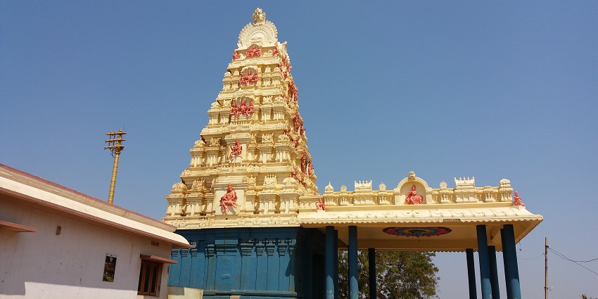 An image of Sri Lakshmi Narasimha Swamy Temple, a very popular temple located in Vellore.