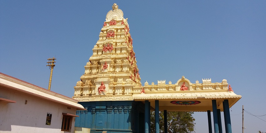 An image of Sri Lakshmi Narasimha Swamy Temple, a very popular temple located in Vellore.