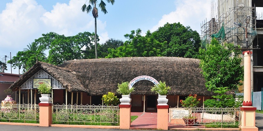 Srila Prabhupada's Bhajan Kutir, a place to visit in Mayapur offers a serene space