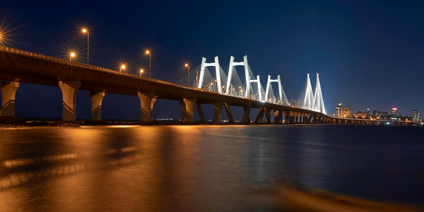 Panoramic view of Marine Drive at sunset, a must-see attraction in Maharashtra.