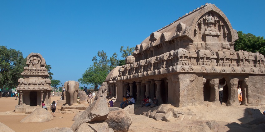 Mahabalipuram with its ancient Dravidian-style rock-cut temple carved from a single stone.
Viewers of this file can see comments and suggestions
