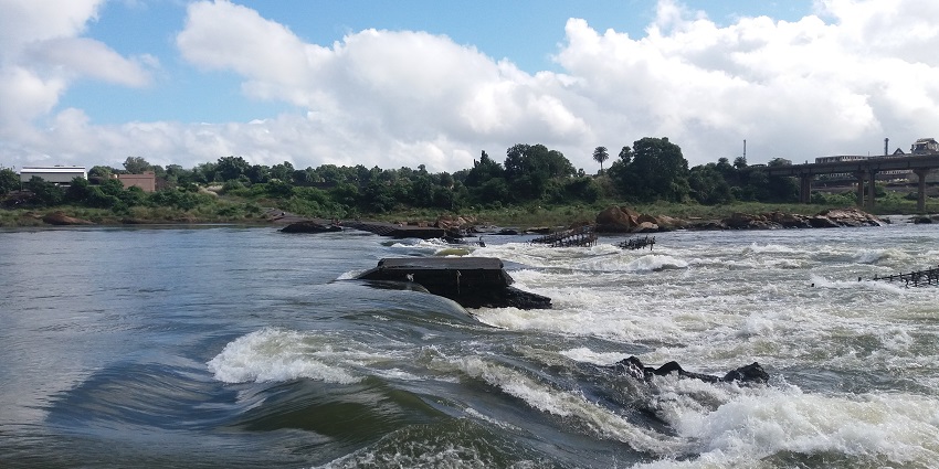 Experience the serene Subarnarekha River flowing through the region Kharagpur.