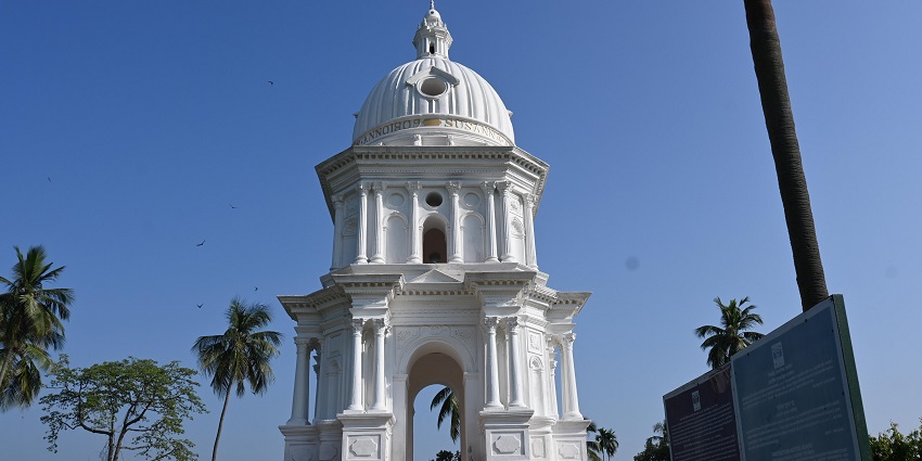 Explore the famous Susanna Memorial, one of the interesting places built in 1809.