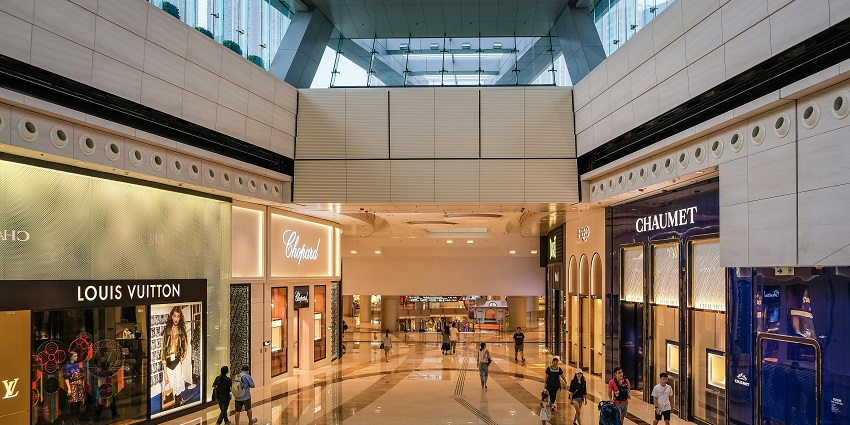 An inside view of the Taj Mahal Arcade, one of the best places for shopping in Agra.
