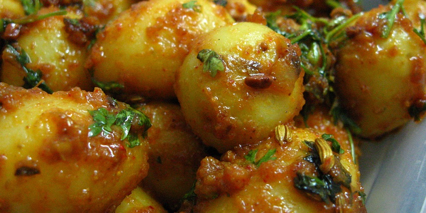 Authentic dishes showcasing rich flavours of Kumaon region as part of the things to do in Haldwani