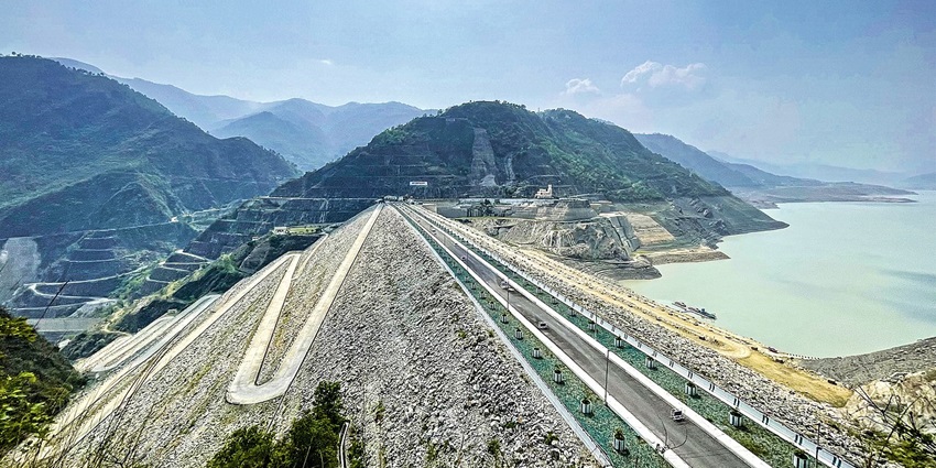 Image of Tehri Dam, a place near adventure park in Uttarakhand