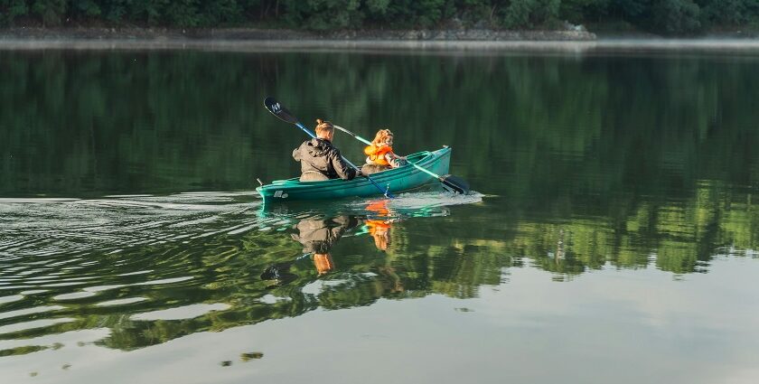 Experience Tehri Lake water sports amidst stunning Himalayan landscapes.