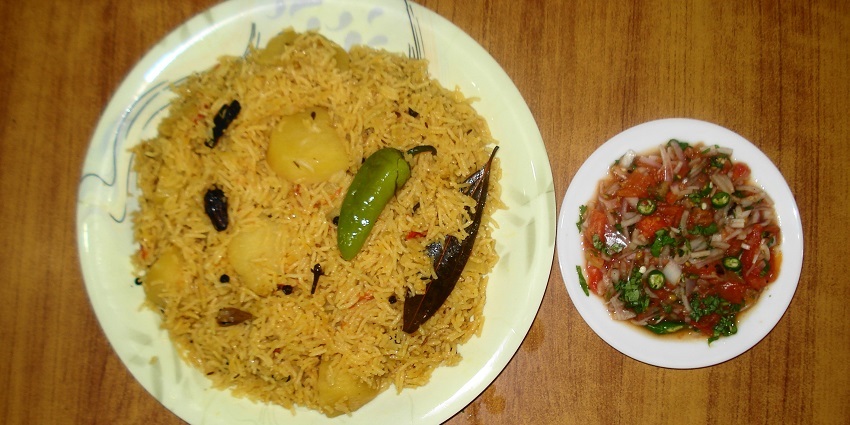Tehri is renowned as the best food in Uttar Pradesh