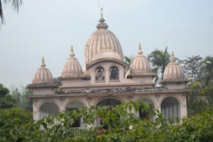 Visit the temples in Haldwani for a scenic and spiritual escape in Uttarakhand