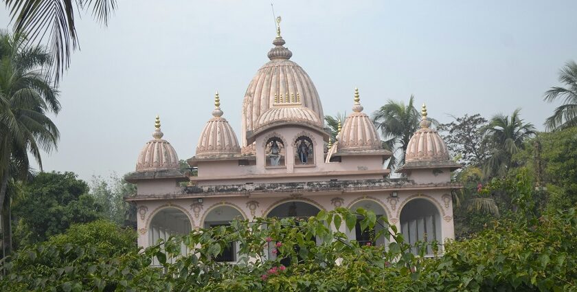 Visit the temples in Haldwani for a scenic and spiritual escape in Uttarakhand