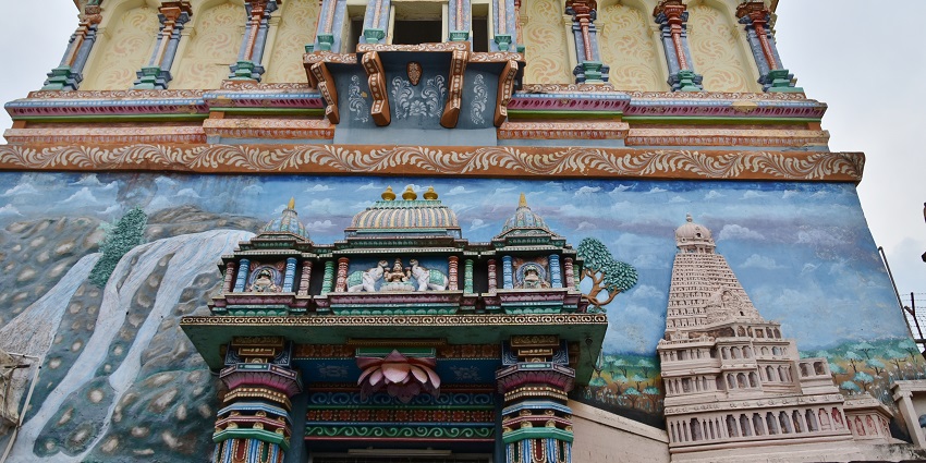 One of the art galleries in Thanjavur featuring royal Tanjore paintings.