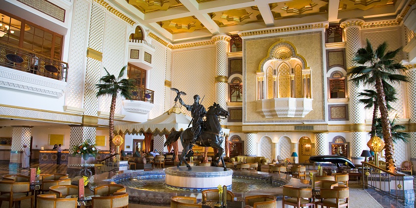 Sophisticated space suitable for grand celebrations and gatherings.
