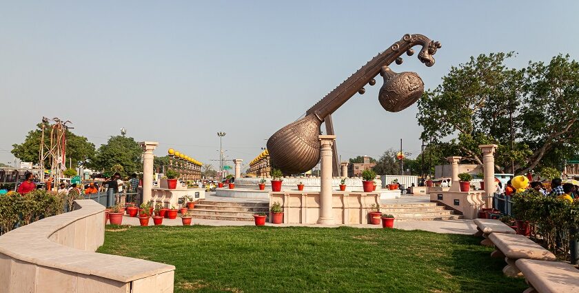 A breathtaking view of Ayodhya city, showcasing some of the things to do in Ayodhya.