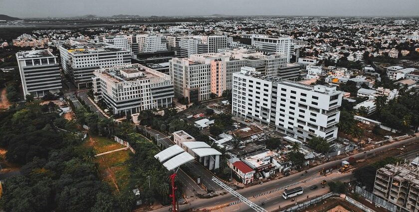 A picture of the city buildings of Chennai featuring a mix of modern and traditional buildings.