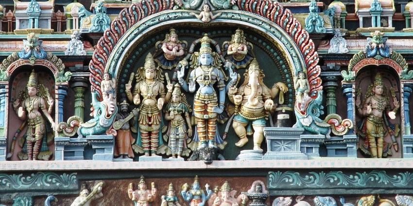 View of Thiruparankundram temple in Tamil Nadu, showcasing its intricate architecture.