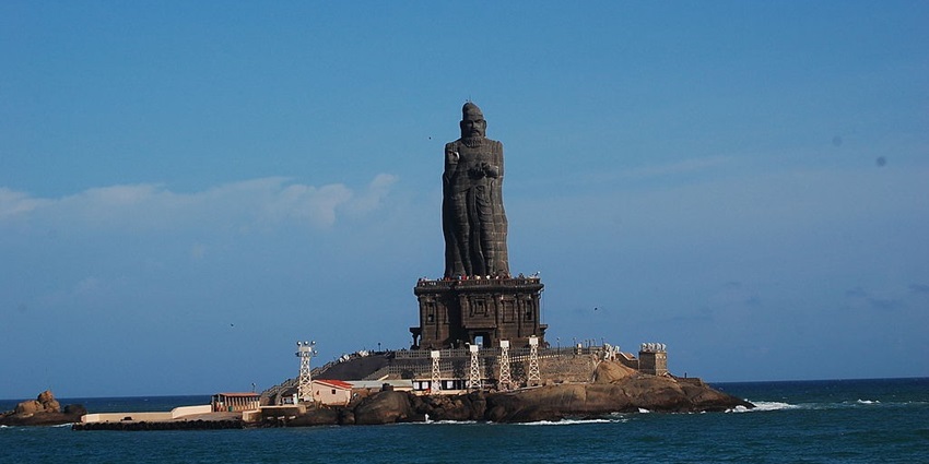 Thiruvalluvar Statue stands tall, one of the best places near Kanyakumari Wildlife Sanctuary.