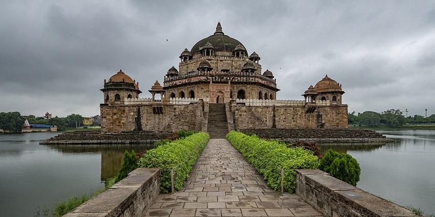Tomb of Sher Shah Suri is a grand mausoleum in Sasaram showcasing Indo-Islamic architecture.