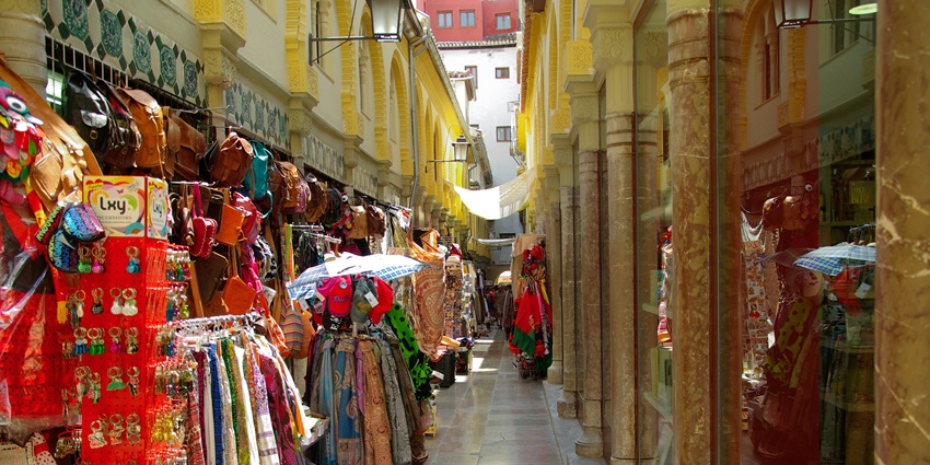 The best street shopping in Coimbatore market offering a variety of local products.
