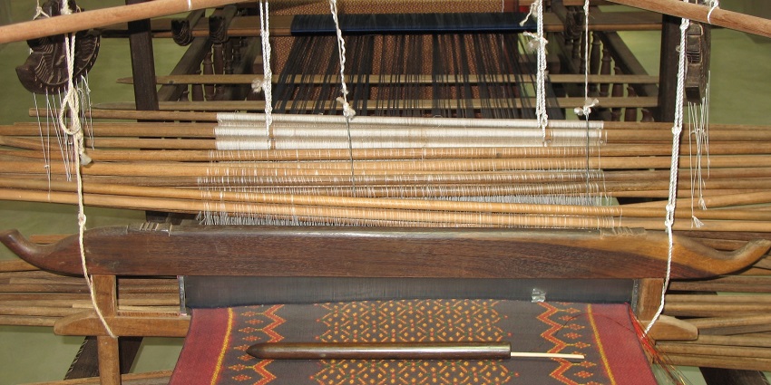 An Image of a weaving machine at the weaving workshops at Kanchipuram.