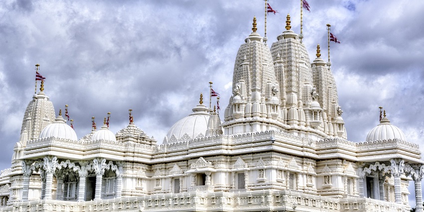 Treta Ke Thakur temple in the city is known for its historical significance and simplicity.