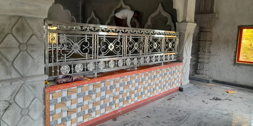 Feels like stepping into Ancient times, a must visit among Ayodhya Temples.