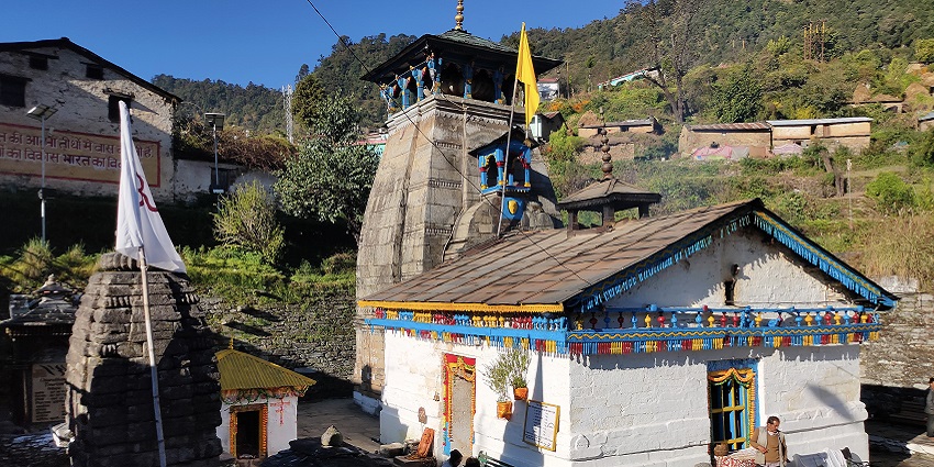 Image of Triyuginarayan Temple is a must-visit temple in Rudraprayag