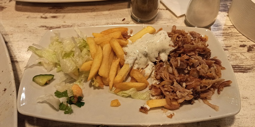 Juicy kebabs and parathas at an eatery serving the best food in Noida.