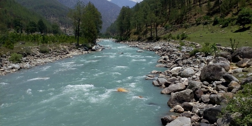 A glimpse of Uttarkashi, a charming town renowned for its temples and adventure activities.