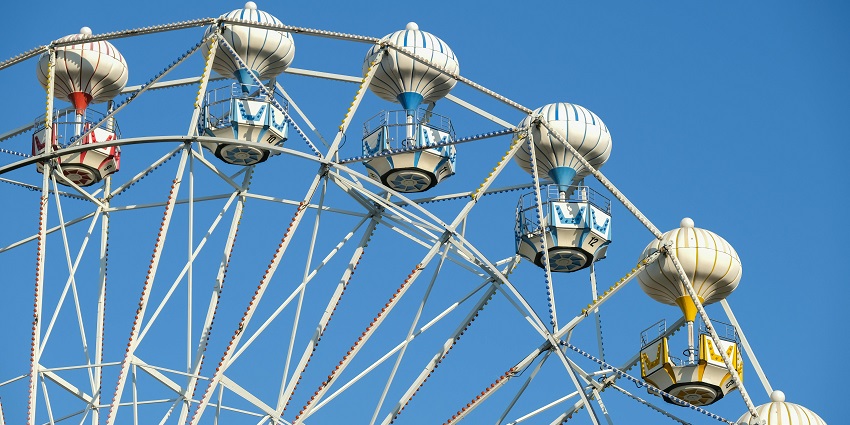 An image of ferry rides at VGP Univeral Kingdom, one of the amusement parks in Tamil Naidu.