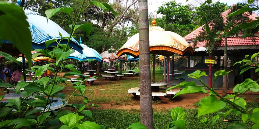 VGP Universal Kingdom is one of the best amusement parks to visit with family and kids in Chennai