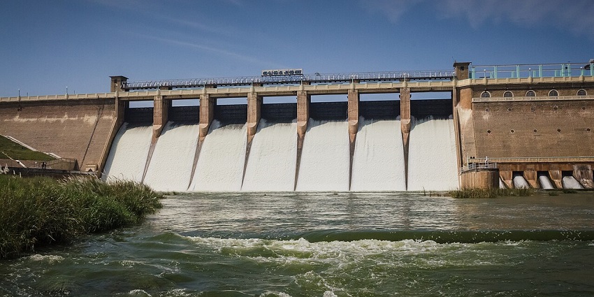 A picture of Vaigai Dam, which is one of the fantastic places to visit in Theni.