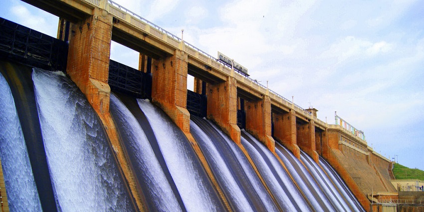 The scenic view of Vaigai Dam is amongst the best places to visit in Madurai for couples