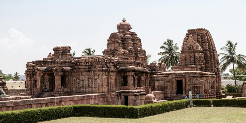 Colourful gopuram and healing shrine dedicated to Lord Shiva, famed for curing ailments and planetary doshas, situated near Periyandavar temple.