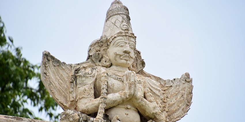 The Dwarapalakas at the entrance of the Garbhagriha of the Vanamamalai Perumal temple.