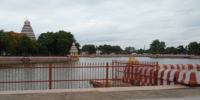 Madurai Teppakulam temple tank at night - one of the best places to visit in Madurai.