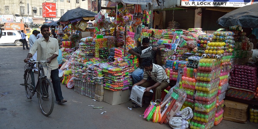 Shopping in Rameshwaram market street offering local goods and handcrafted items.