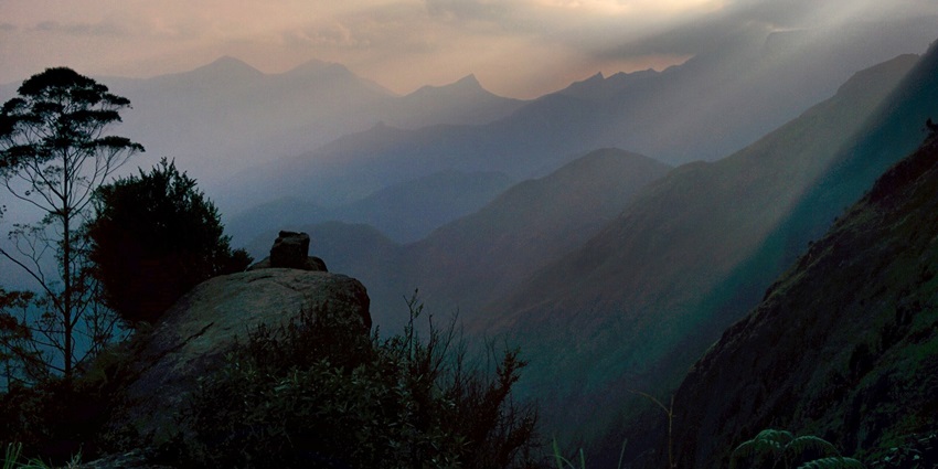 An awe-inspiring view of Vattakanal, one of the serene hill stations near Kodaikanal.