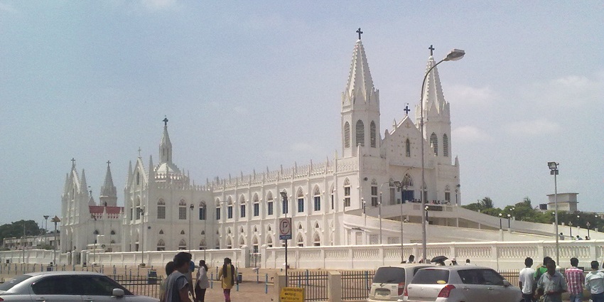 An image of the rear view of Vailankanni Church, one of the best places in Velankanni.