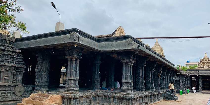 16th-century Chintala Venkataramana Swamy Temple in Tadipatri near Ananthpur district.
