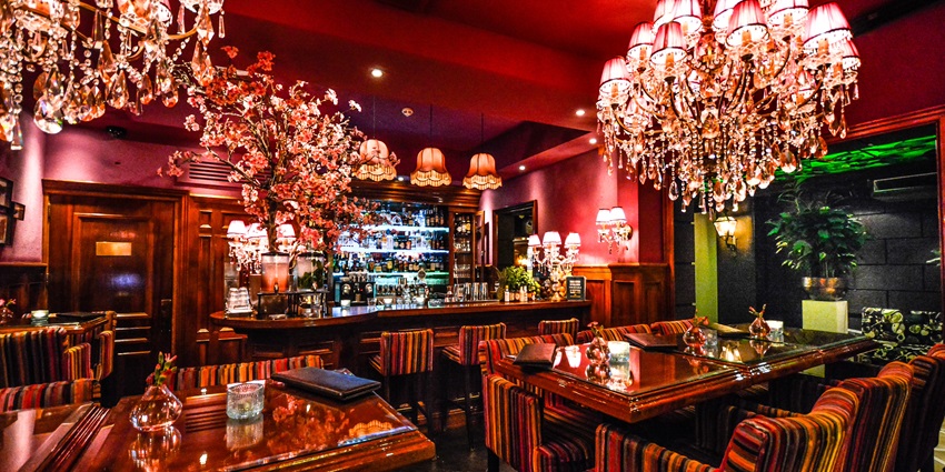 Elegant bar serving a selection of fine drinks and cocktails.